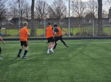 Training S.K.N.W.K. JO15-1 van zaterdag 2 maart 2024 (64/81)